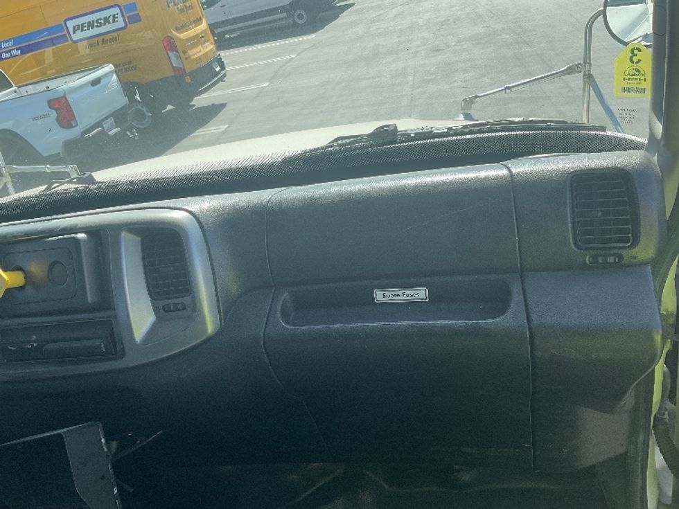 Flatbed Truck-Light and Medium Duty Trucks-Hino-2018-268-Montebello-CA-309,323\n\t\tmiles-$ 31,750 - Image 21