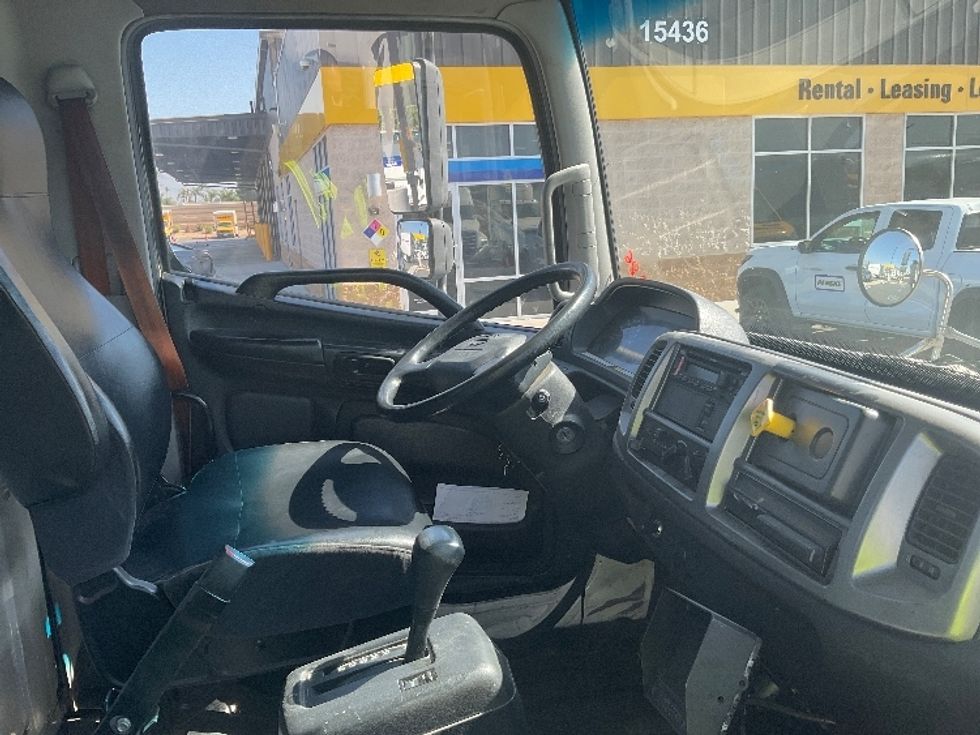 Flatbed Truck-Light and Medium Duty Trucks-Hino-2018-268-Montebello-CA-309,323\n\t\tmiles-$ 31,750 - Image 22