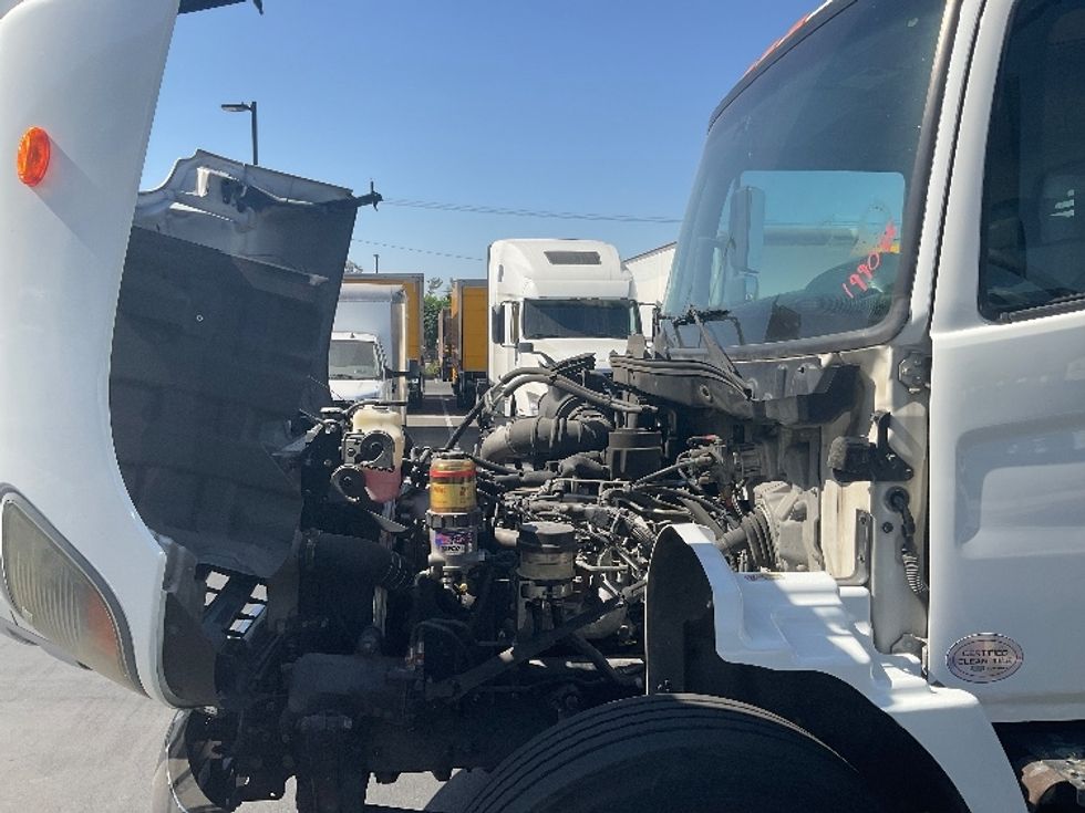 Flatbed Truck-Light and Medium Duty Trucks-Hino-2018-268-Montebello-CA-309,323\n\t\tmiles-$ 31,750 - Image 24