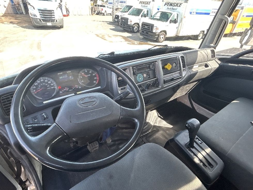 Flatbed Truck-Light and Medium Duty Trucks-Hino-2018-268-Santa Maria-CA-141,567\n\t\tmiles-$ 57,750 - Image 15