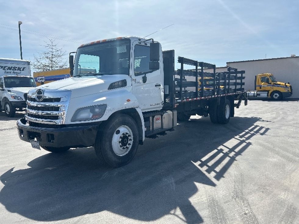 Flatbed Truck-Light and Medium Duty Trucks-Hino-2018-268-Santa Maria-CA-141,567\n\t\tmiles-$ 57,750 - Image 3