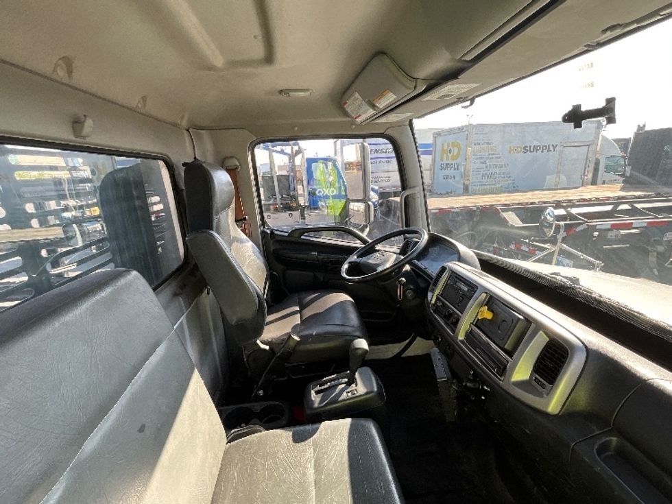 Flatbed Truck-Light and Medium Duty Trucks-Hino-2018-268-Torrance-CA-156,185\n\t\tmiles-$ 43,000 - Image 17