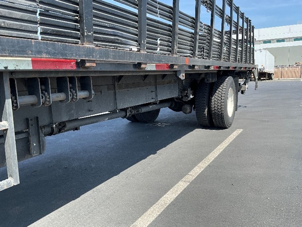 Flatbed Truck-Light and Medium Duty Trucks-Hino-2018-268-Torrance-CA-156,185\n\t\tmiles-$ 43,000 - Image 5
