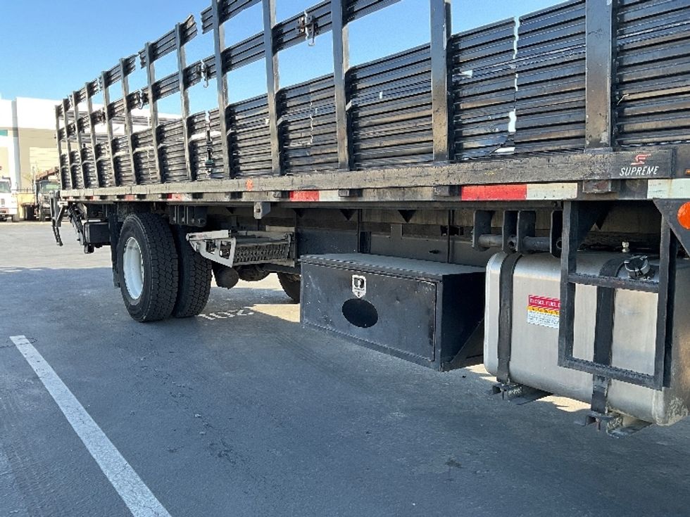 Flatbed Truck-Light and Medium Duty Trucks-Hino-2018-268-Torrance-CA-156,185\n\t\tmiles-$ 43,000 - Image 9