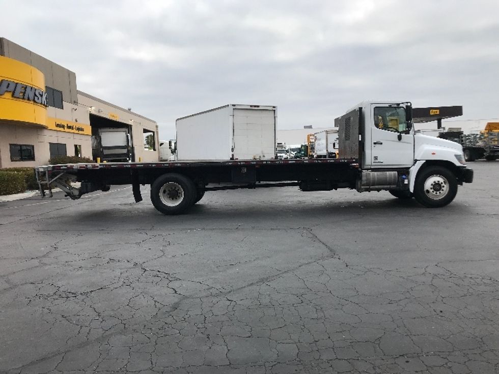 Flatbed Truck-Light and Medium Duty Trucks-Hino-2018-268-Torrance-CA-160,120\n\t\tmiles-$ 53,750 - Image 14