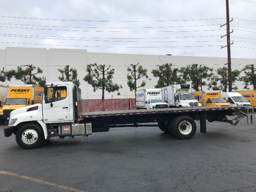 Flatbed Truck-Light and Medium Duty Trucks-Hino-2018-268-Torrance-CA-160,120\n\t\tmiles-$ 53,750 - Image 4
