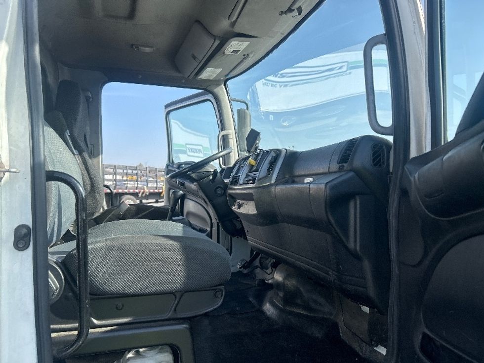 Flatbed Truck-Light and Medium Duty Trucks-Hino-2018-268-Torrance-CA-390,783\n\t\tmiles-$ 20,750 - Image 20