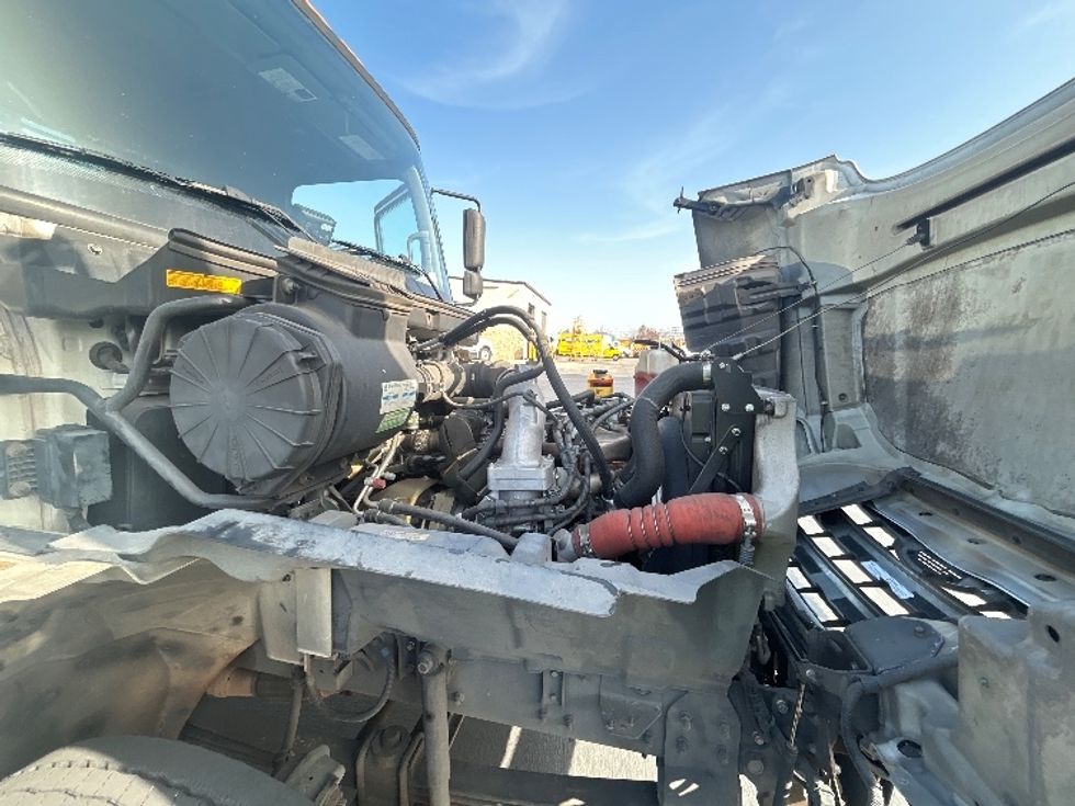 Flatbed Truck-Light and Medium Duty Trucks-Hino-2018-268-Torrance-CA-390,783\n\t\tmiles-$ 20,750 - Image 24