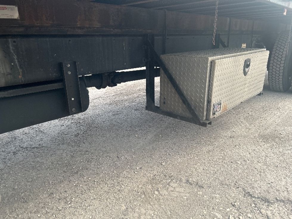 Flatbed Truck-Light and Medium Duty Trucks-Hino-2018-338-Medley-FL-250,894\n\t\tmiles-$ 28,000 - Image 5