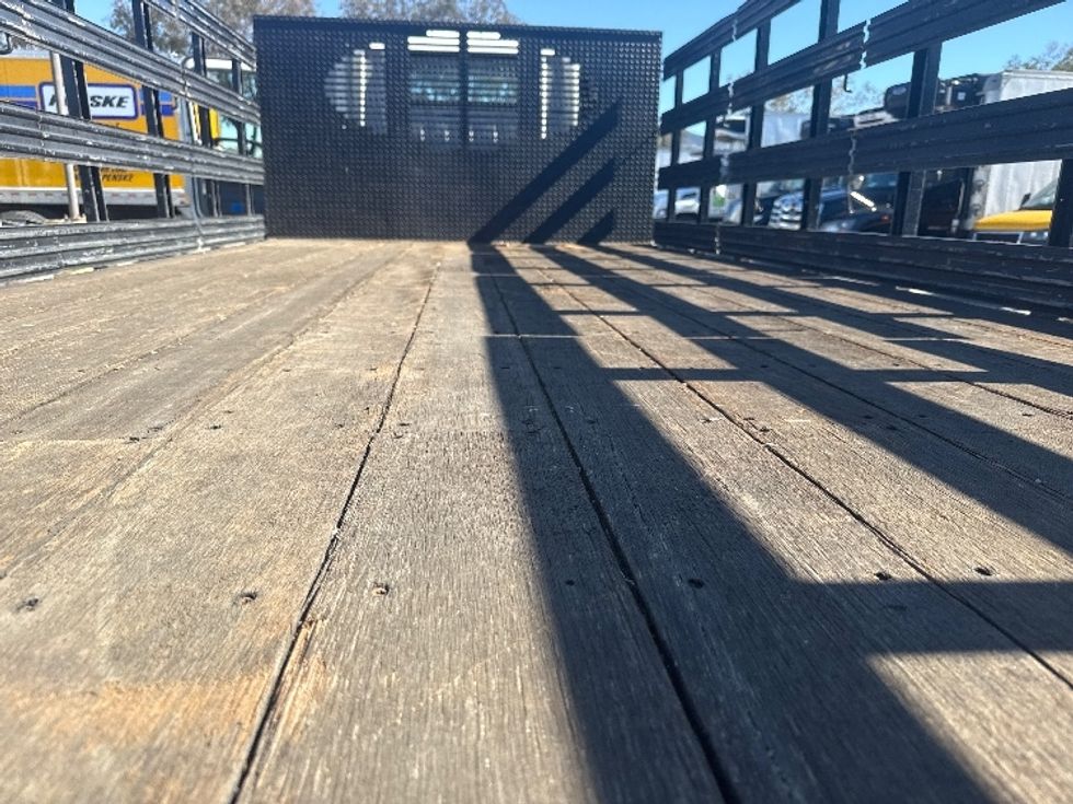 Flatbed Truck-Light and Medium Duty Trucks-Hino-2019-155-Fontana-CA-177,460\n\t\tmiles-$ 28,250 - Image 10