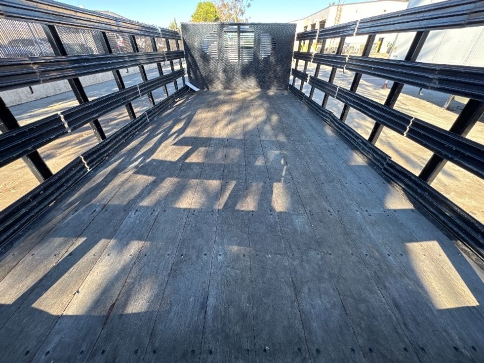 Flatbed Truck-Light and Medium Duty Trucks-Hino-2019-155-Fontana-CA-179,683\n\t\tmiles-$ 26,250 - Image 9