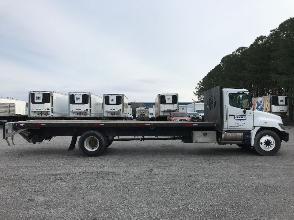 Flatbed Truck-Light and Medium Duty Trucks-Hino-2019-268-Chesapeake-VA-110,273\n\t\tmiles-$ 55,500 - Image 15
