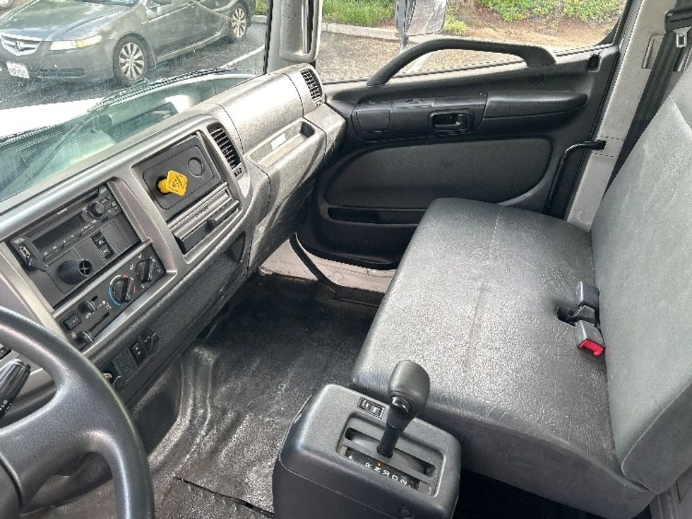 Flatbed Truck-Light and Medium Duty Trucks-Hino-2019-268-City Of Industry-CA-45,416\n\t\tmiles-$ 62,000 - Image 19