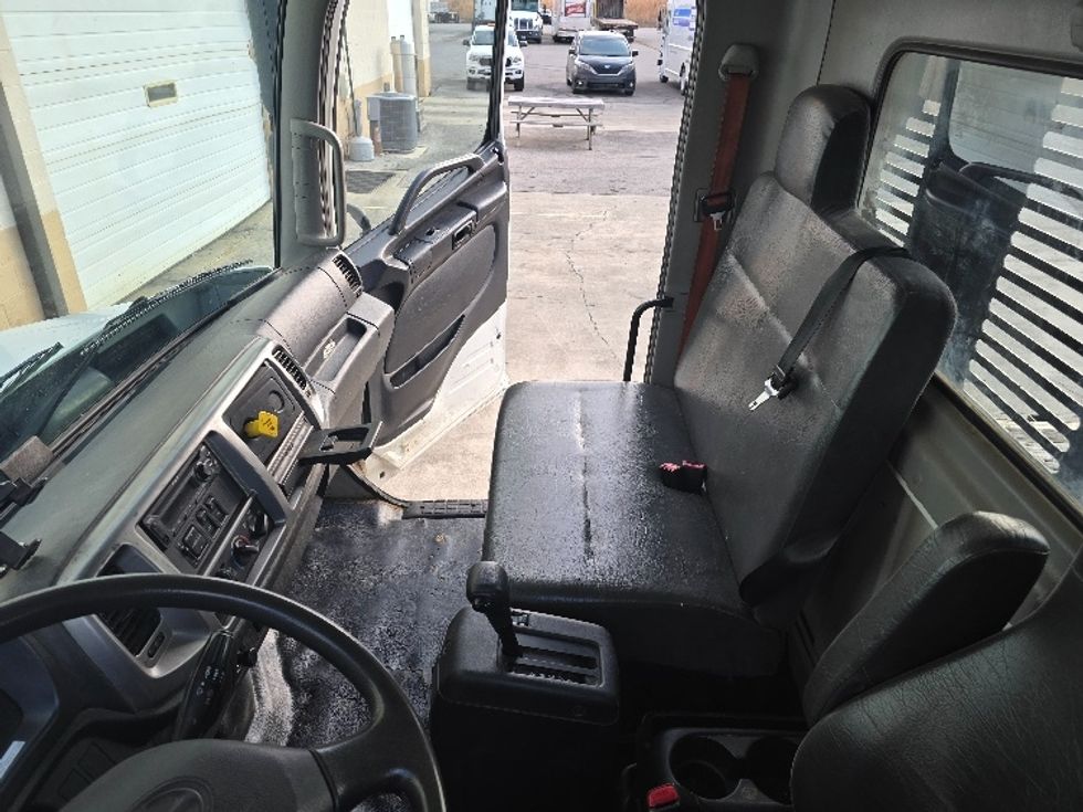 Flatbed Truck-Light and Medium Duty Trucks-Hino-2019-268-Cookeville-TN-123,121\n\t\tmiles-$ 47,250 - Image 15