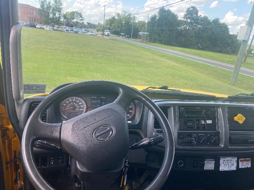 Flatbed Truck-Light and Medium Duty Trucks-Hino-2019-268-Dothan-AL-169,186\n\t\tmiles-$ 50,000 - Image 18