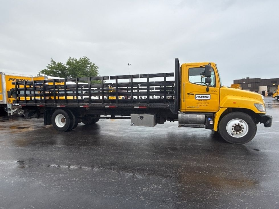 Flatbed Truck-Light and Medium Duty Trucks-Hino-2019-268-East Chicago-IN-132,649\n\t\tmiles-$ 53,250 - Image 15