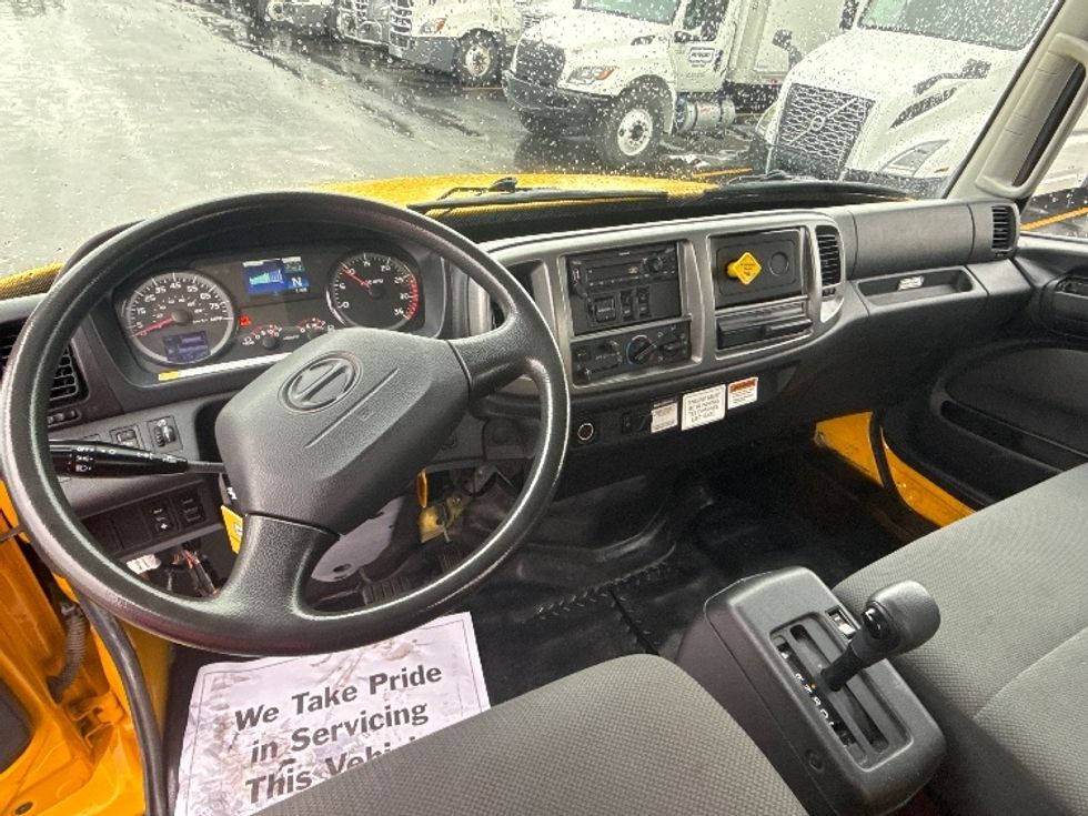 Flatbed Truck-Light and Medium Duty Trucks-Hino-2019-268-East Chicago-IN-132,649\n\t\tmiles-$ 53,250 - Image 18