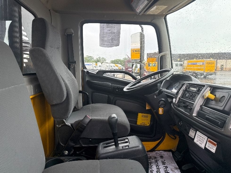 Flatbed Truck-Light and Medium Duty Trucks-Hino-2019-268-East Chicago-IN-132,649\n\t\tmiles-$ 53,250 - Image 22
