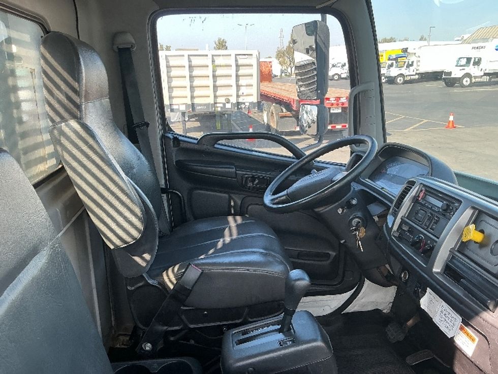 Flatbed Truck-Light and Medium Duty Trucks-Hino-2019-268-Fontana-CA-111,002\n\t\tmiles-$ 57,000 - Image 22