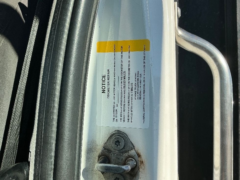 Flatbed Truck-Light and Medium Duty Trucks-Hino-2019-268-Fontana-CA-111,002\n\t\tmiles-$ 57,000 - Image 25