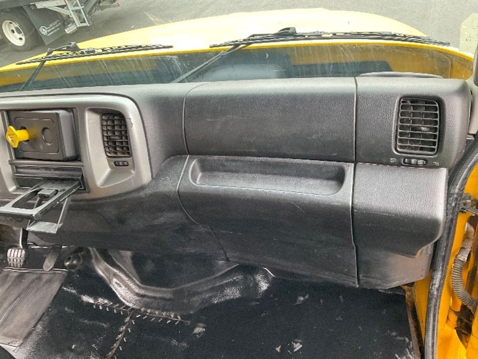 Flatbed Truck-Light and Medium Duty Trucks-Hino-2019-268-Fontana-CA-120,989\n\t\tmiles-$ 59,750 - Image 19