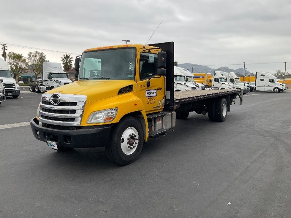 Flatbed Truck-Light and Medium Duty Trucks-Hino-2019-268-Fontana-CA-120,989\n\t\tmiles-$ 59,750 - Image 3