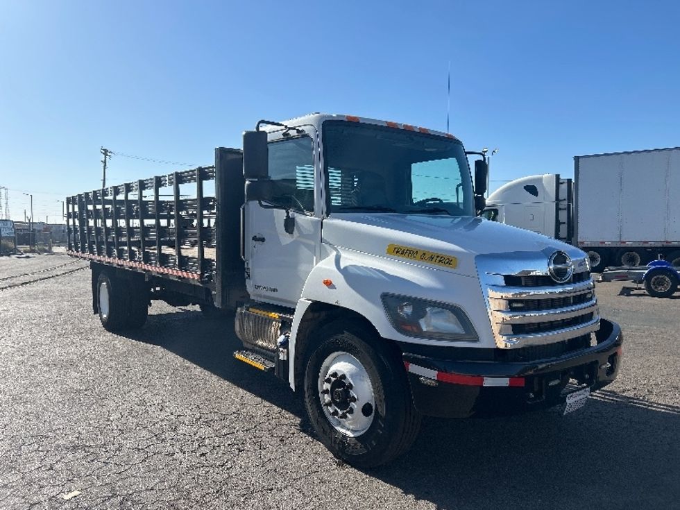 Flatbed Truck-Light and Medium Duty Trucks-Hino-2019-268-Fontana-CA-33,807\n\t\tmiles-$ 56,250 - Image 1
