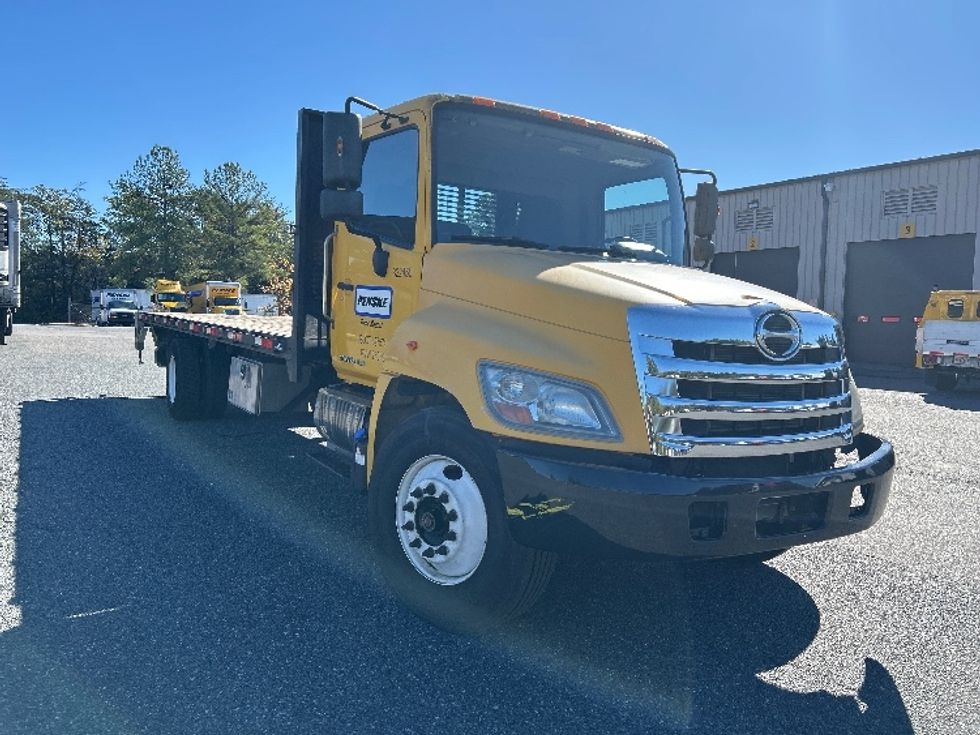 Flatbed Truck-Light and Medium Duty Trucks-Hino-2019-268-Harrisburg-PA-147,781\n\t\tmiles-$ 49,500 - Image 1
