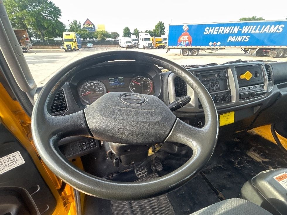 Flatbed Truck-Light and Medium Duty Trucks-Hino-2019-268-Houston-TX-169,060\n\t\tmiles-$ 42,750 - Image 17