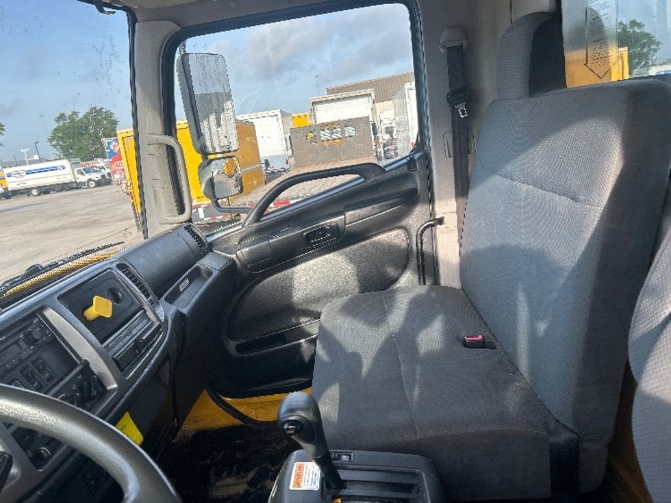 Flatbed Truck-Light and Medium Duty Trucks-Hino-2019-268-Houston-TX-169,060\n\t\tmiles-$ 42,750 - Image 18