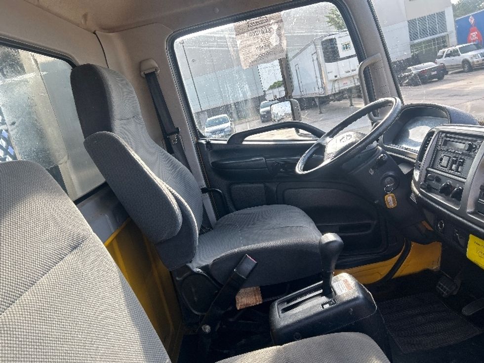 Flatbed Truck-Light and Medium Duty Trucks-Hino-2019-268-Houston-TX-169,060\n\t\tmiles-$ 42,750 - Image 21