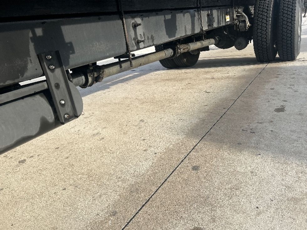 Flatbed Truck-Light and Medium Duty Trucks-Hino-2019-268-Houston-TX-169,060\n\t\tmiles-$ 42,750 - Image 5