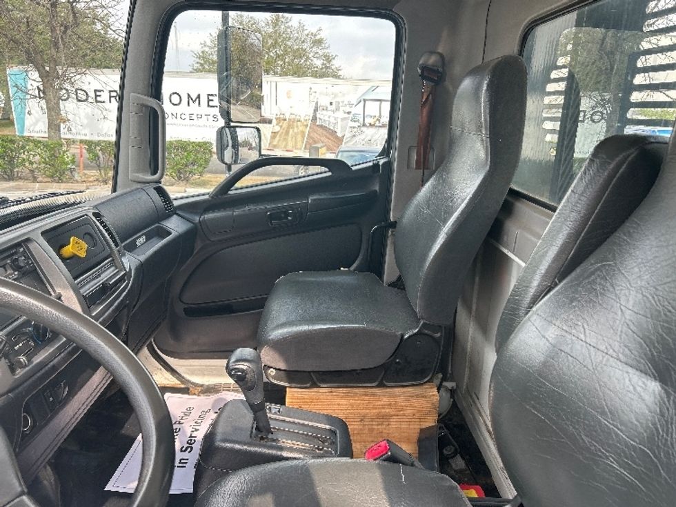 Flatbed Truck-Light and Medium Duty Trucks-Hino-2019-268-Katy-TX-178,040\n\t\tmiles-$ 44,500 - Image 15