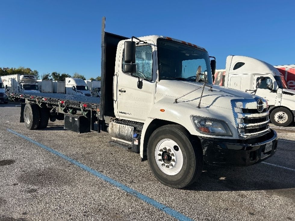Flatbed Truck-Light and Medium Duty Trucks-Hino-2019-268-Katy-TX-192,267\n\t\tmiles-$ 43,750 - Image 1