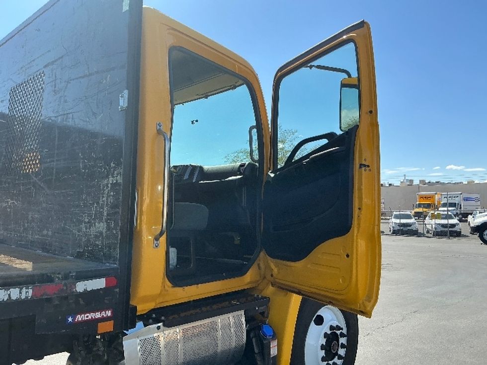 Flatbed Truck-Light and Medium Duty Trucks-Hino-2019-268-Las Vegas-NV-53,982\n\t\tmiles-$ 59,250 - Image 16