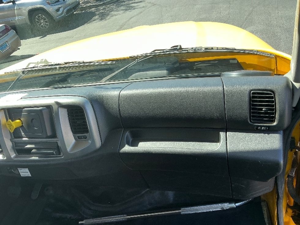 Flatbed Truck-Light and Medium Duty Trucks-Hino-2019-268-Las Vegas-NV-53,982\n\t\tmiles-$ 59,250 - Image 17