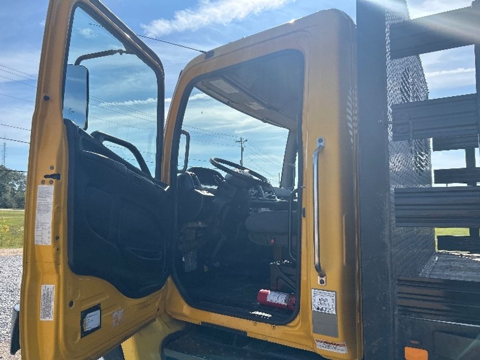 Flatbed Truck-Light and Medium Duty Trucks-Hino-2019-268-Loxley-AL-129,778\n\t\tmiles-$ 53,750 - Image 15