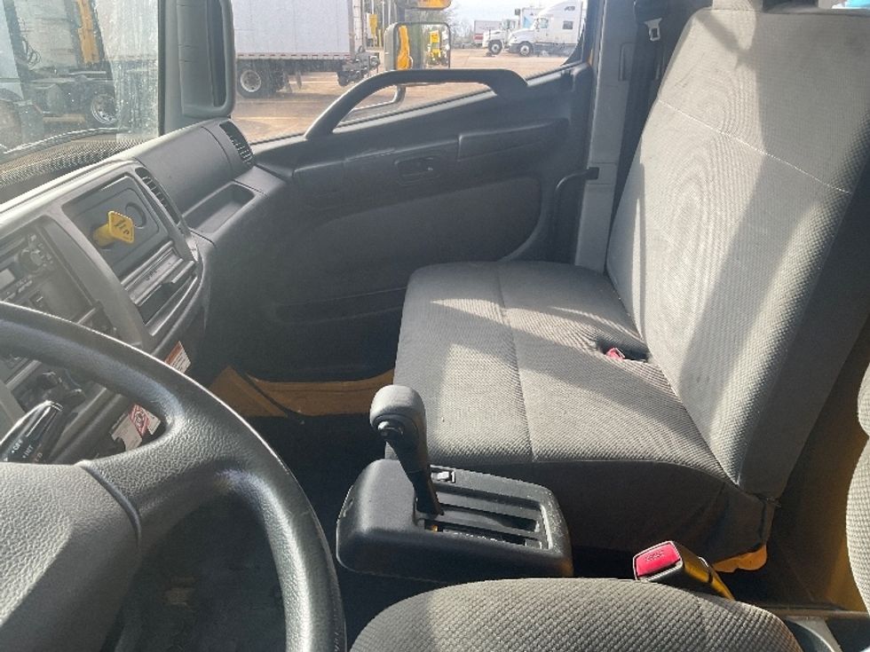 Flatbed Truck-Light and Medium Duty Trucks-Hino-2019-268-Nashville-TN-196,064\n\t\tmiles-$ 52,750 - Image 17