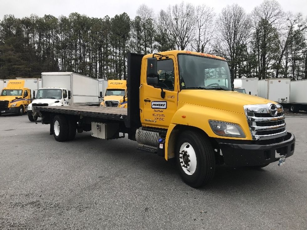 Flatbed Truck-Light and Medium Duty Trucks-Hino-2019-268-Norcross-GA-204,569\n\t\tmiles-$ 55,250 - Image 1