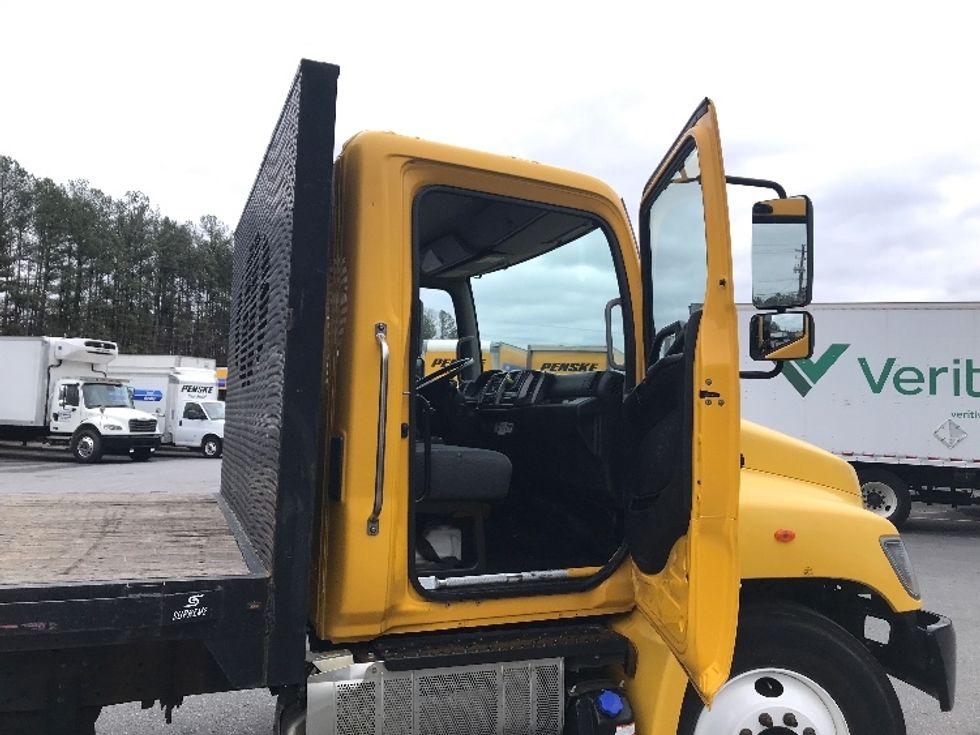 Flatbed Truck-Light and Medium Duty Trucks-Hino-2019-268-Norcross-GA-204,569\n\t\tmiles-$ 55,250 - Image 18