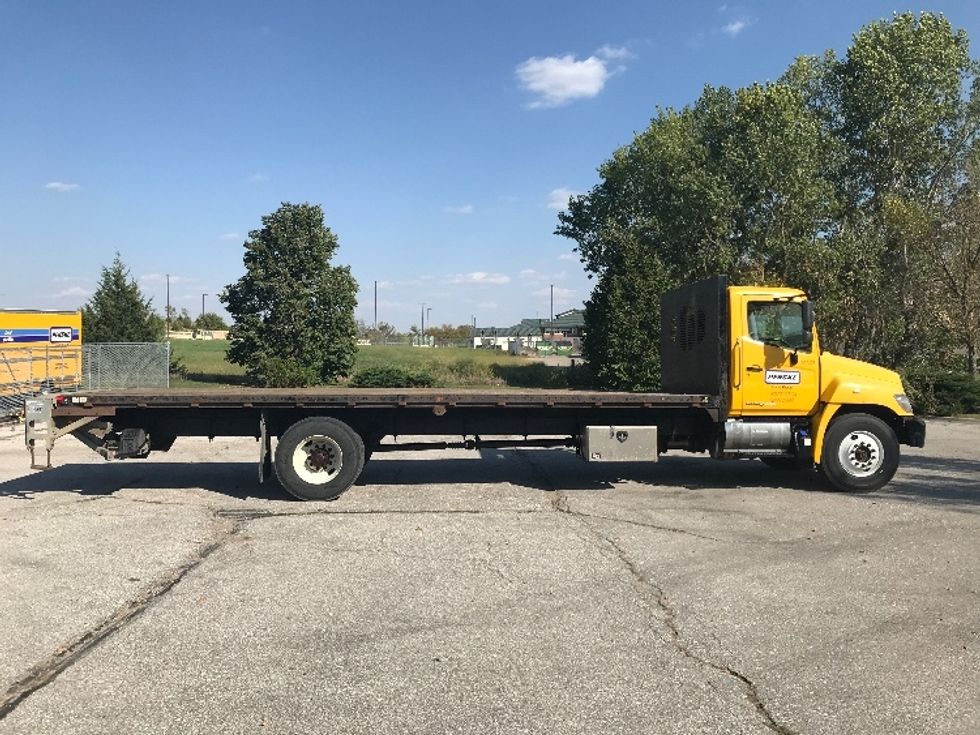 Flatbed Truck-Light and Medium Duty Trucks-Hino-2019-268-Omaha-NE-90,270\n\t\tmiles-$ 56,500 - Image 12