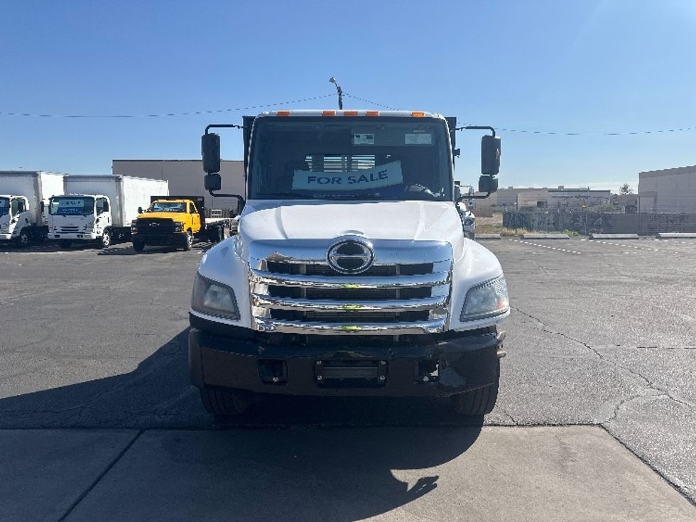 Flatbed Truck-Light and Medium Duty Trucks-Hino-2019-268-Phoenix-AZ-175,774\n\t\tmiles-$ 44,500 - Image 2
