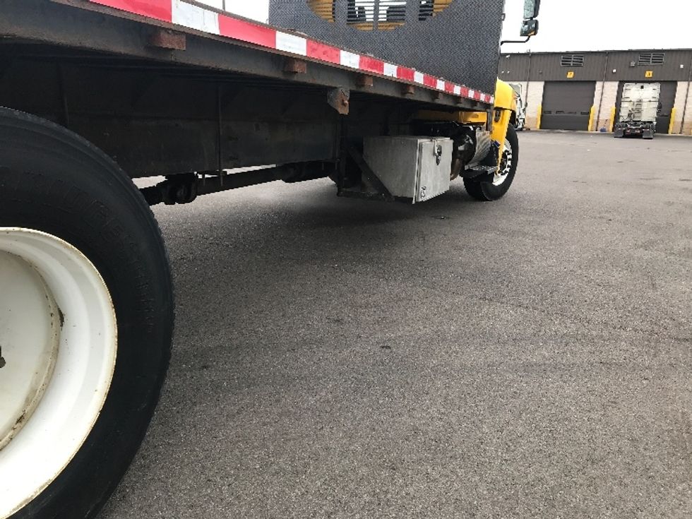 Flatbed Truck-Light and Medium Duty Trucks-Hino-2019-268-Piqua-OH-115,984\n\t\tmiles-$ 57,750 - Image 11