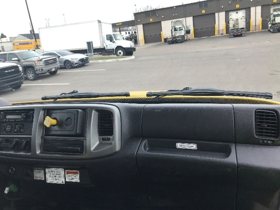 Flatbed Truck-Light and Medium Duty Trucks-Hino-2019-268-Piqua-OH-115,984\n\t\tmiles-$ 57,750 - Image 18