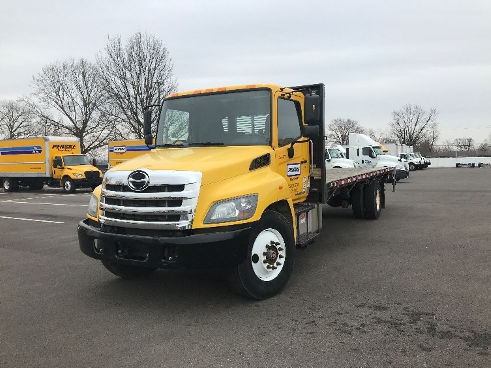 Flatbed Truck-Light and Medium Duty Trucks-Hino-2019-268-Piqua-OH-115,984\n\t\tmiles-$ 57,750 - Image 3