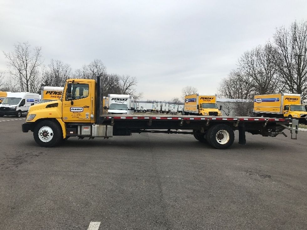 Flatbed Truck-Light and Medium Duty Trucks-Hino-2019-268-Piqua-OH-115,984\n\t\tmiles-$ 57,750 - Image 4