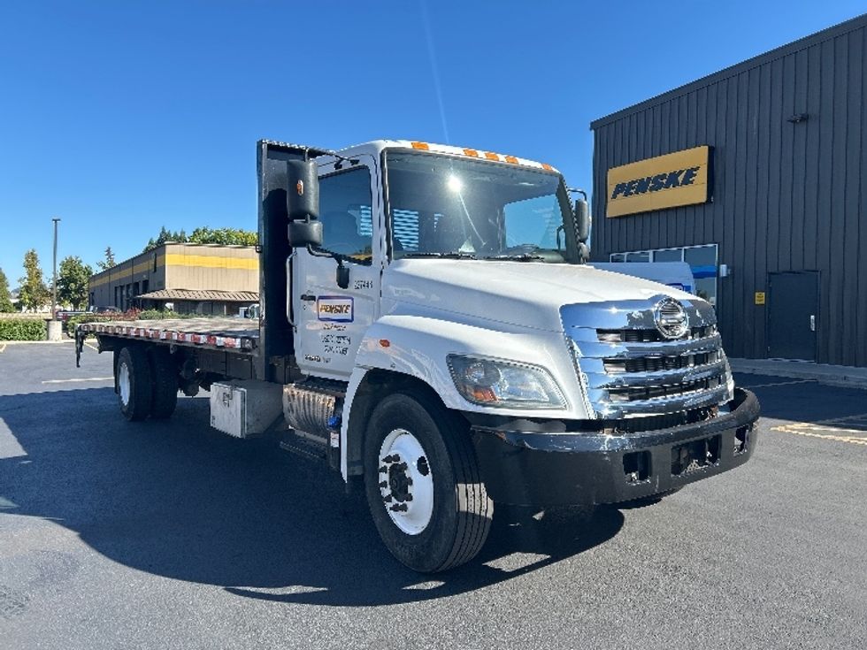 Flatbed Truck-Light and Medium Duty Trucks-Hino-2019-268-Portland-OR-113,020\n\t\tmiles-$ 56,000 - Image 1