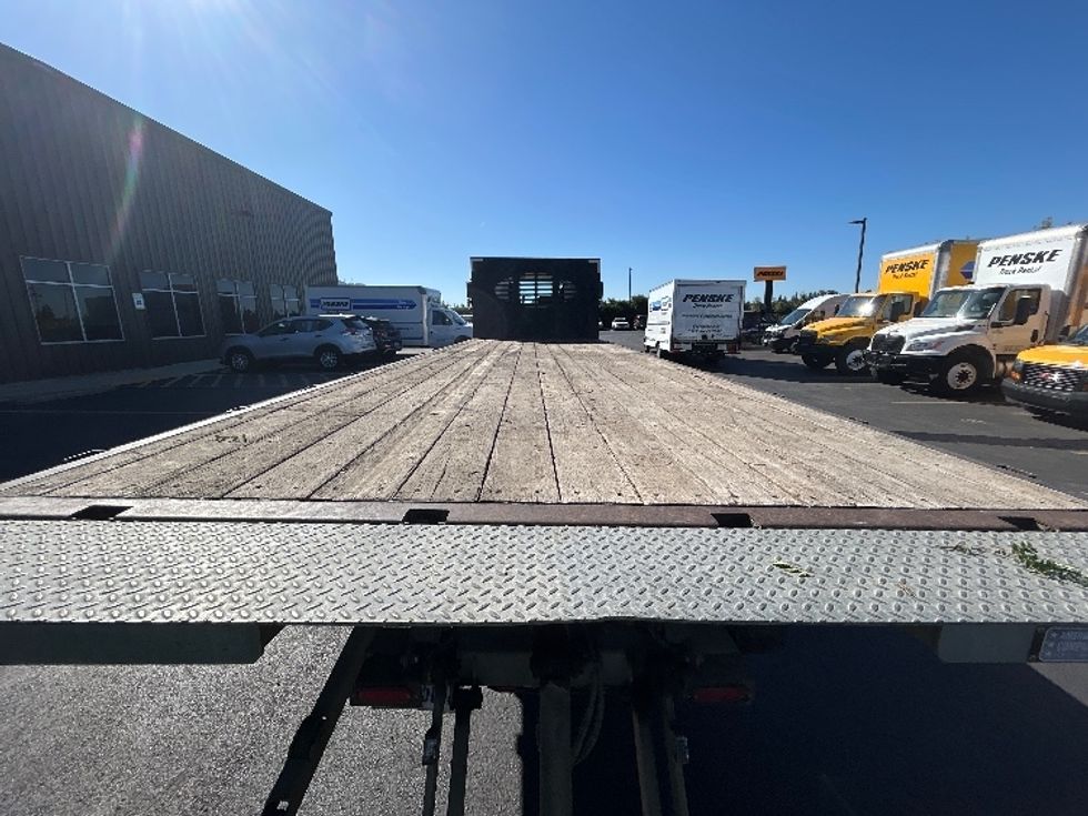 Flatbed Truck-Light and Medium Duty Trucks-Hino-2019-268-Portland-OR-113,020\n\t\tmiles-$ 56,000 - Image 10