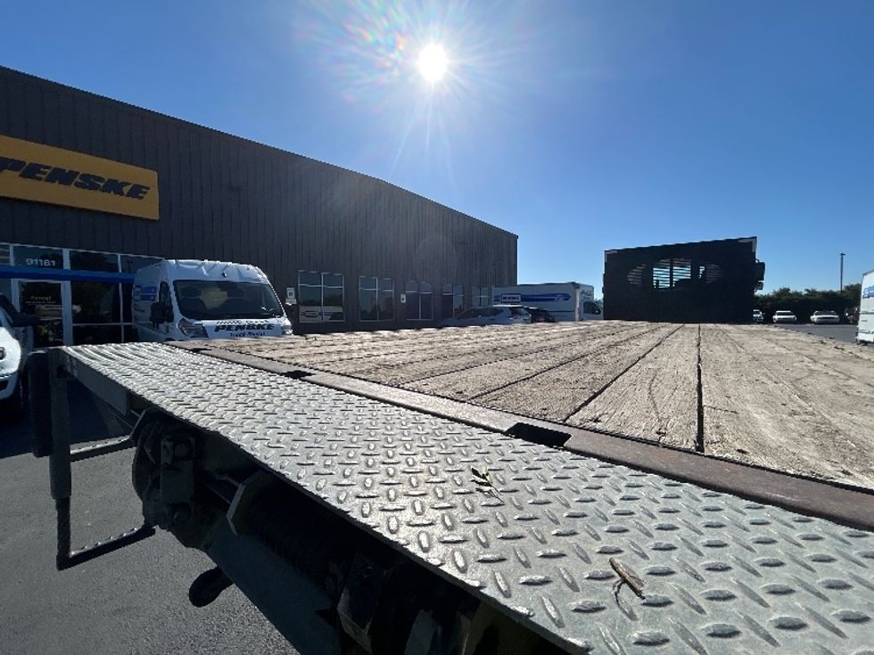 Flatbed Truck-Light and Medium Duty Trucks-Hino-2019-268-Portland-OR-113,020\n\t\tmiles-$ 56,000 - Image 11