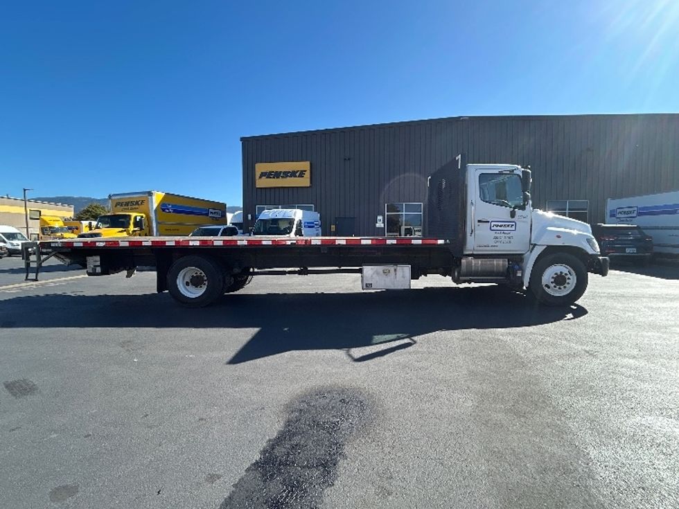 Flatbed Truck-Light and Medium Duty Trucks-Hino-2019-268-Portland-OR-113,020\n\t\tmiles-$ 56,000 - Image 15